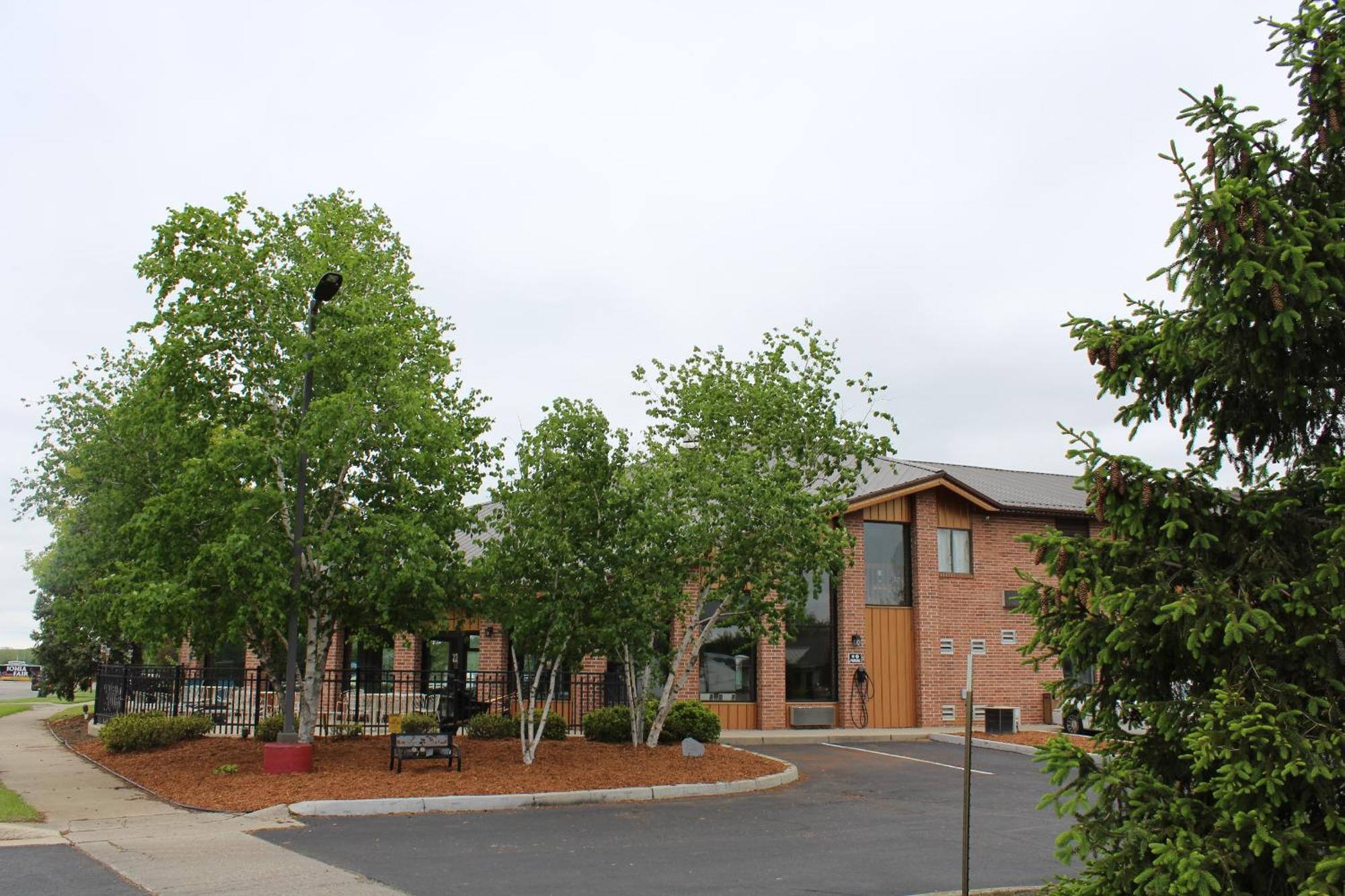 American Inn And Suites Ionia Εξωτερικό φωτογραφία