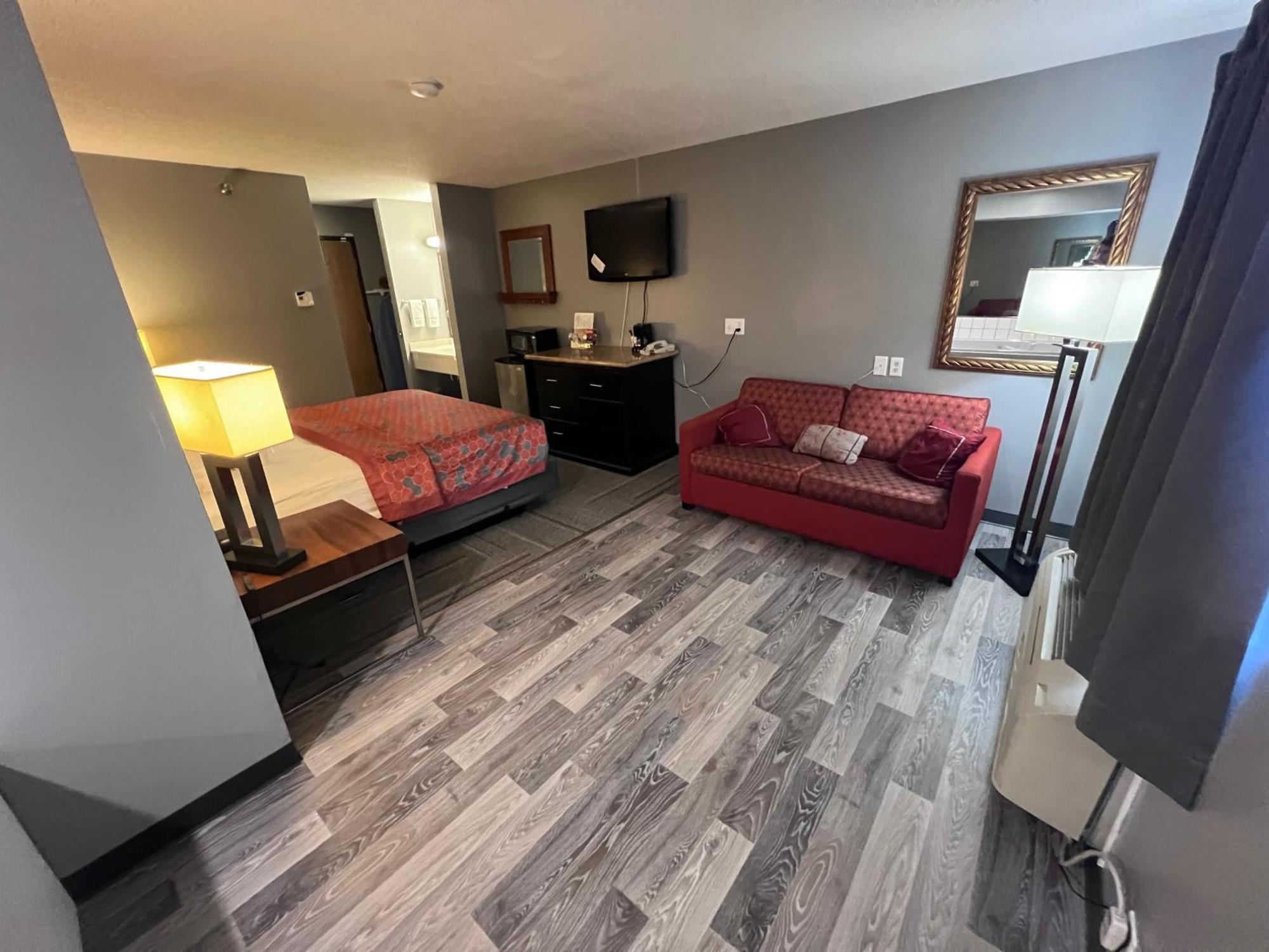 American Inn And Suites Ionia Εξωτερικό φωτογραφία