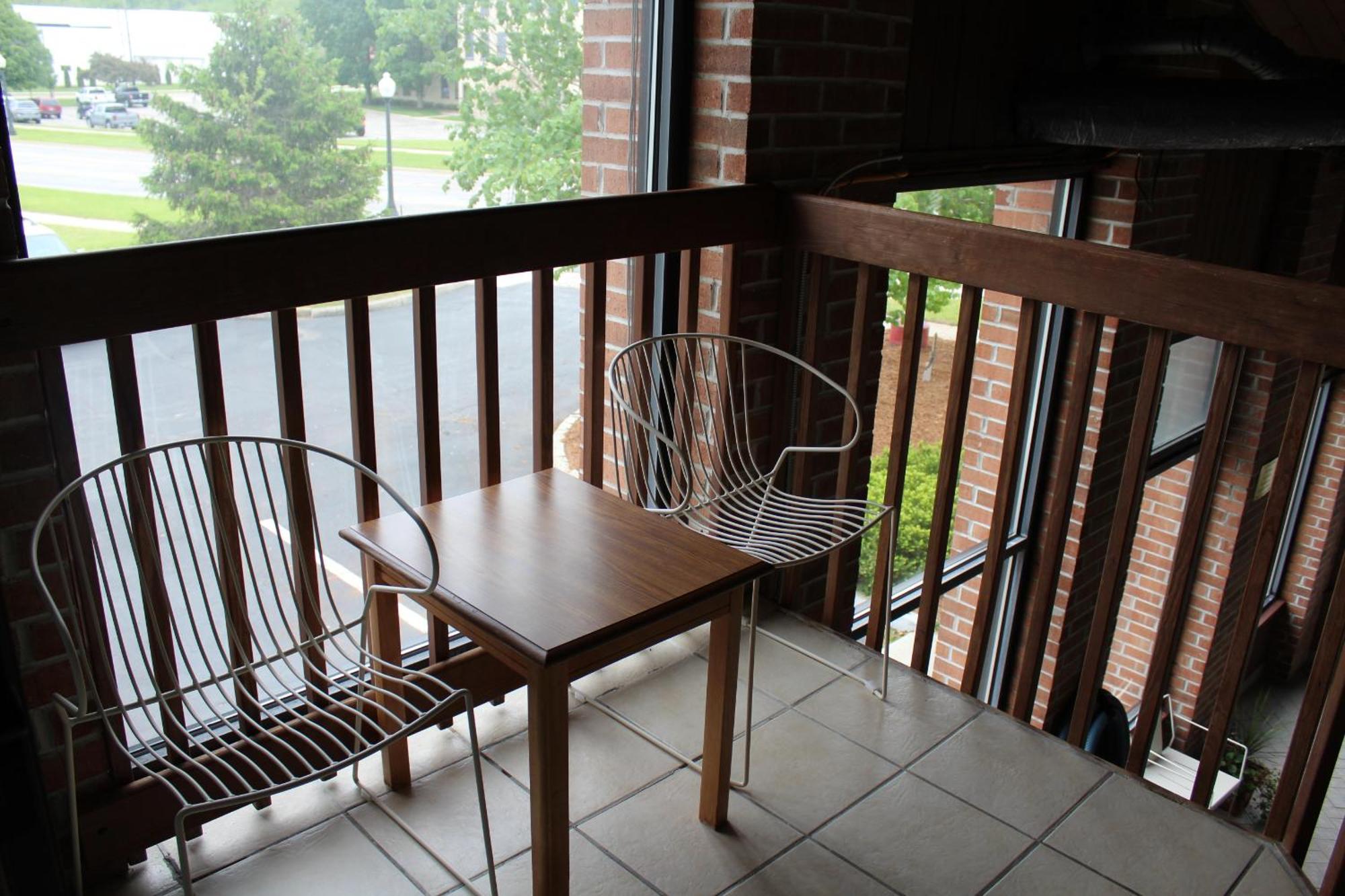 American Inn And Suites Ionia Εξωτερικό φωτογραφία