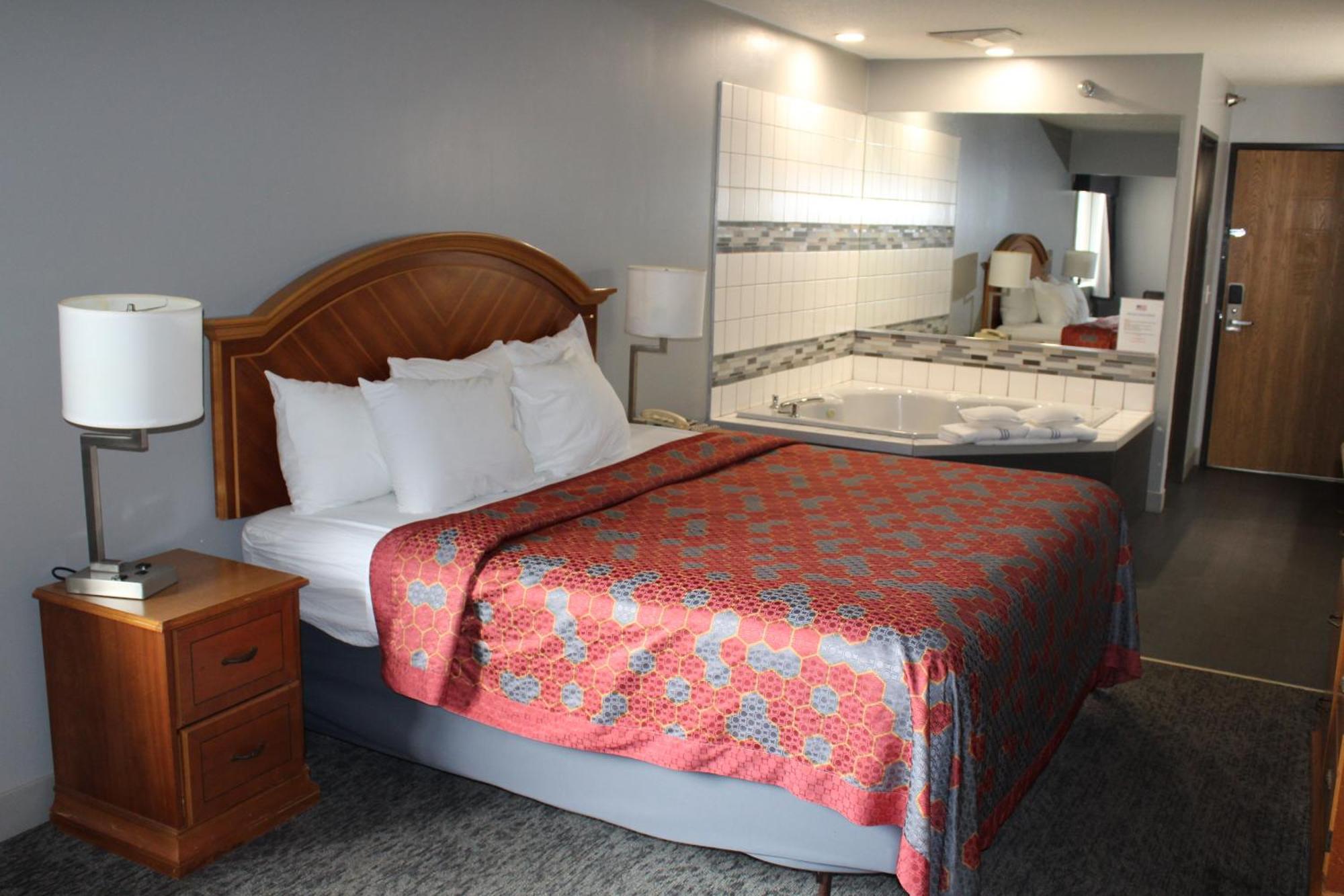 American Inn And Suites Ionia Εξωτερικό φωτογραφία